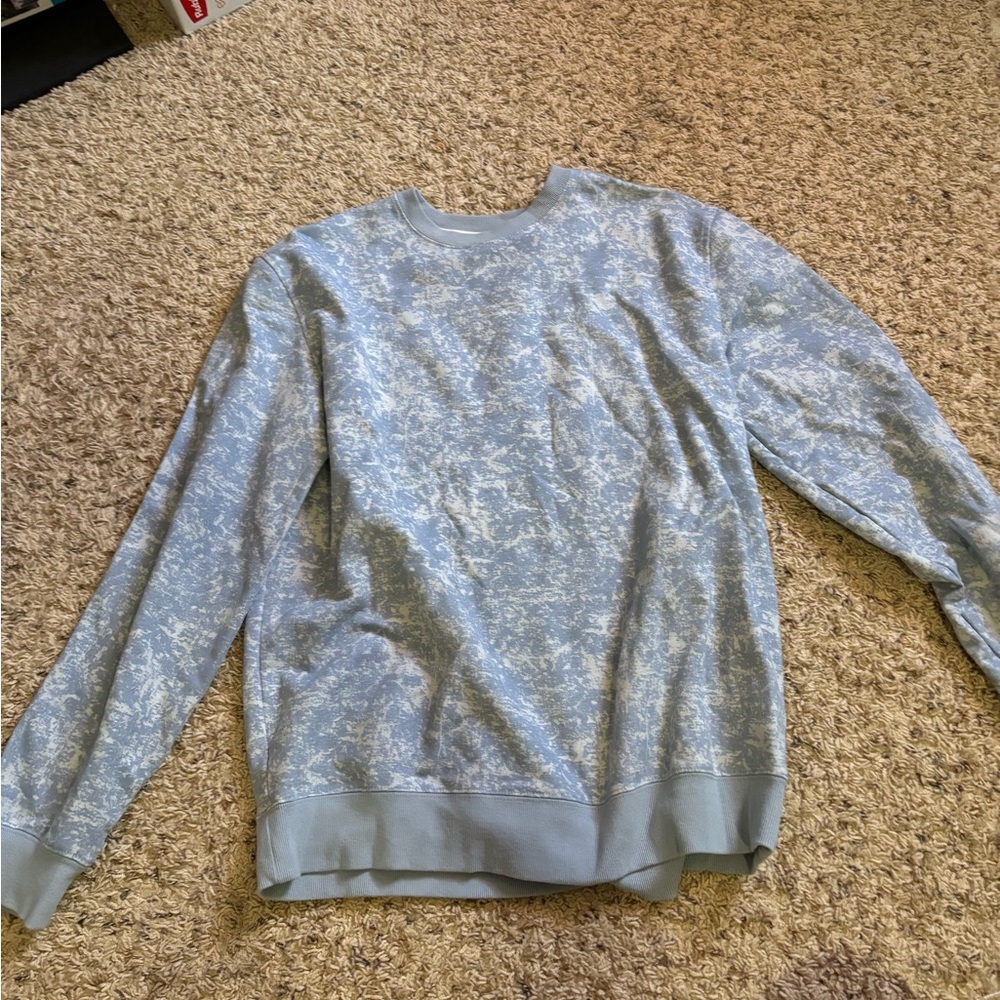 Sweater and crewneck bundle. One large, two mediums.